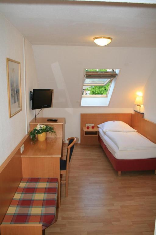 Hotel Restaurant Haus Odendahl Cologne Bilik gambar