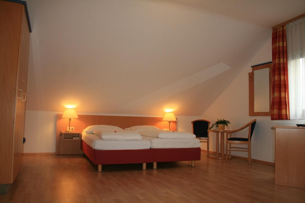 Hotel Restaurant Haus Odendahl Cologne Bilik gambar